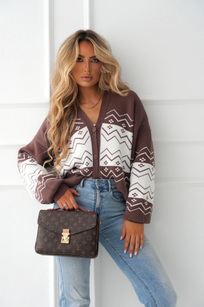 Sweter Anna z ozdobnym wzorem